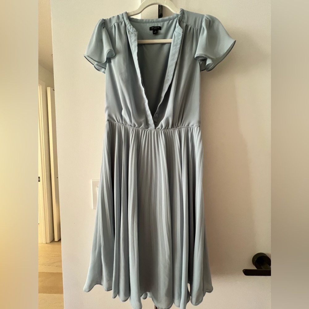 Ann Taylor baby blue pleated short sleeve dress. Size 4P.